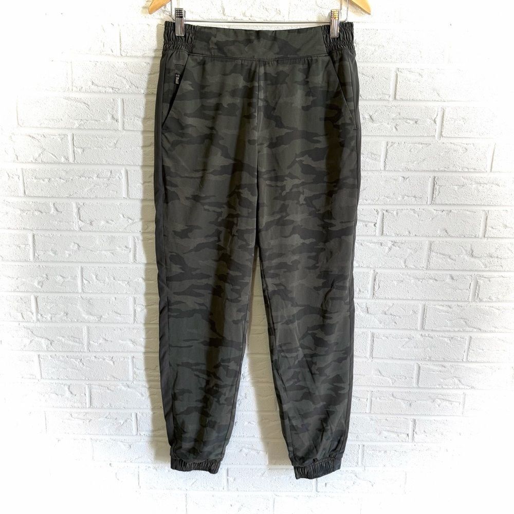 Athleta Brooklyn Textured Lined Jogger Camo Size 6 - Picture 2 of 6